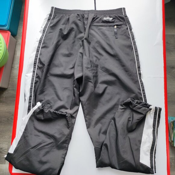 Puma training pants lightweight black with white stripes men's size M - Picture 3 of 7